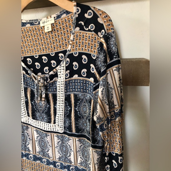 Style & Co|Boho mixed pattern tan jersey knit long sleeve blouse, asymmetrical• - Picture 2 of 10